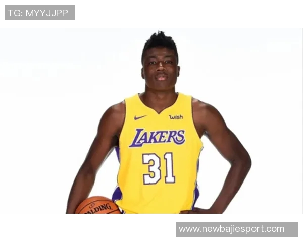 托马斯布莱恩特绝杀被帽怒推摄像头引发热议 托马斯布莱恩特绝杀被帽怒推摄像头引发热议