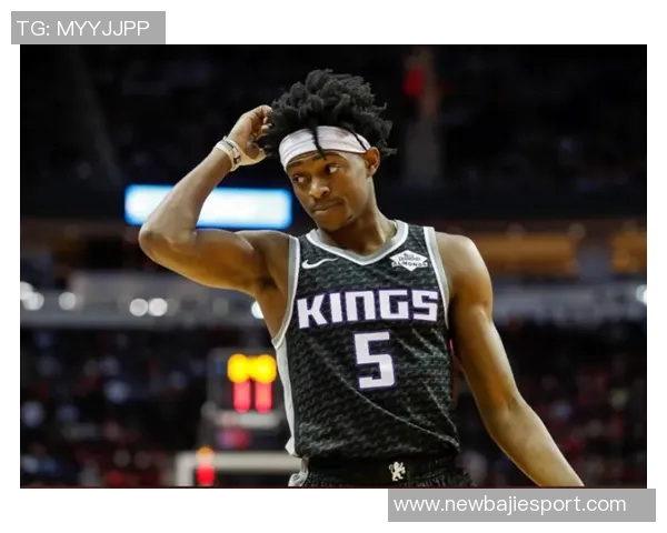 米奇赞福克斯为出色后卫强调其串联队友和防守进步的表现