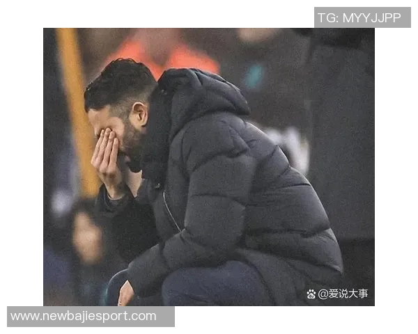 阿莫林盛赞曼联定位球教练称其为罗布森的穆里尼奥