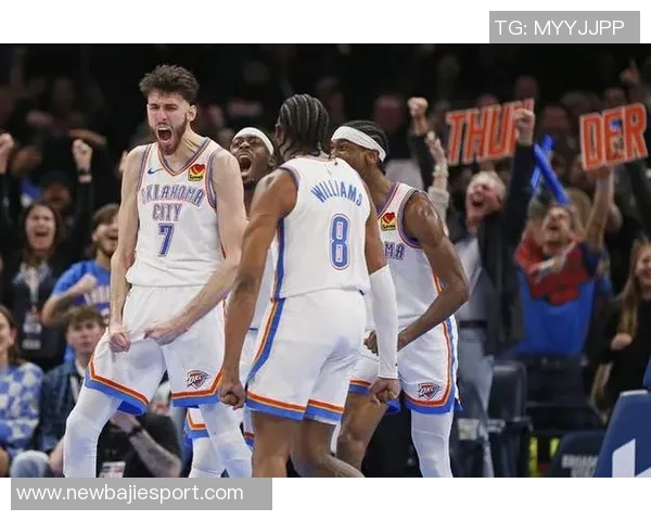 美媒评选新赛季三人组前十雷霆三少强势夺冠湖人紧随其后